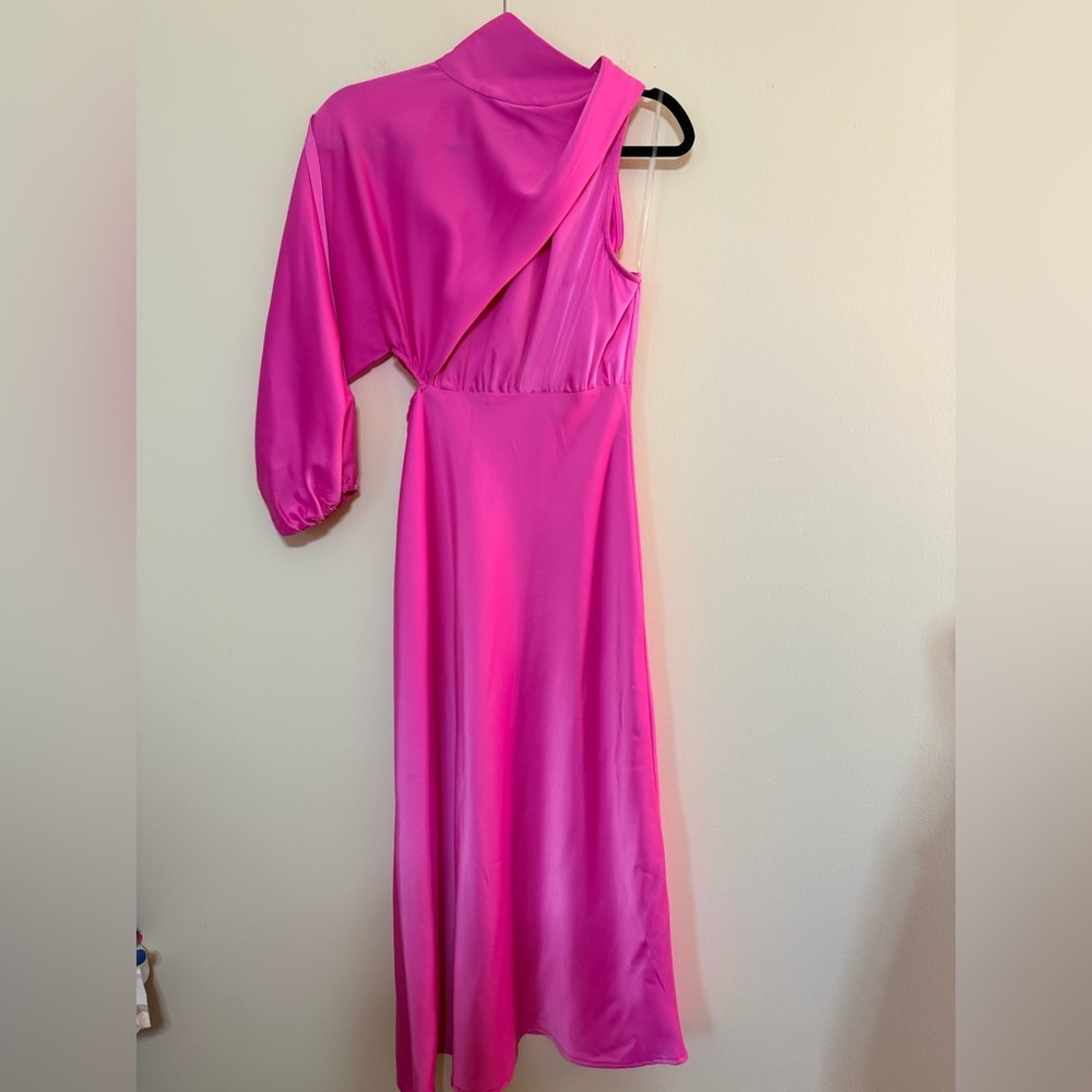 Entro One-Shoulder Pink Dress